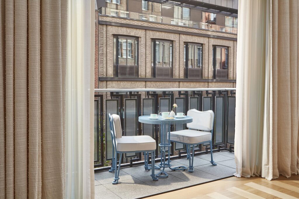 qR1zw2UAnIYwZ6teX3YTETTveIzhpAsxLVagEfBU