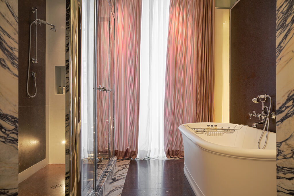 whxYo8TryIhP9LGYN8JJsmvaGIgEyHJfDAbzjOzS